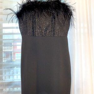 Black feather shirt dress size small with tags
